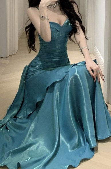 Satin Sweetheart Ruched Maxi Dress